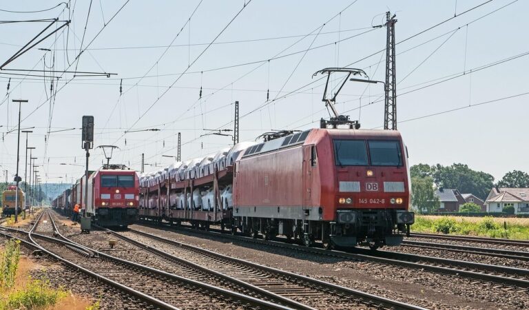 Autozug Sylt gestoppt: Weichenstörung legt Verbindungen lahm